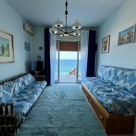 Apartamento Double View Sea - Beachfront Mascali